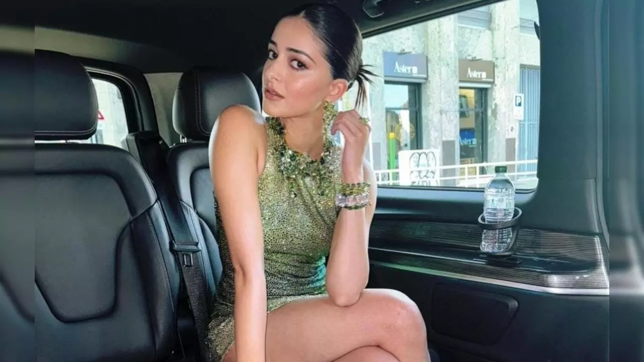 Ananya Panday Boyfriend: हार्दिक नहीं इस हैंडसम हंक को डेट कर रहीं अनन्या पांडे, करता है ये काम