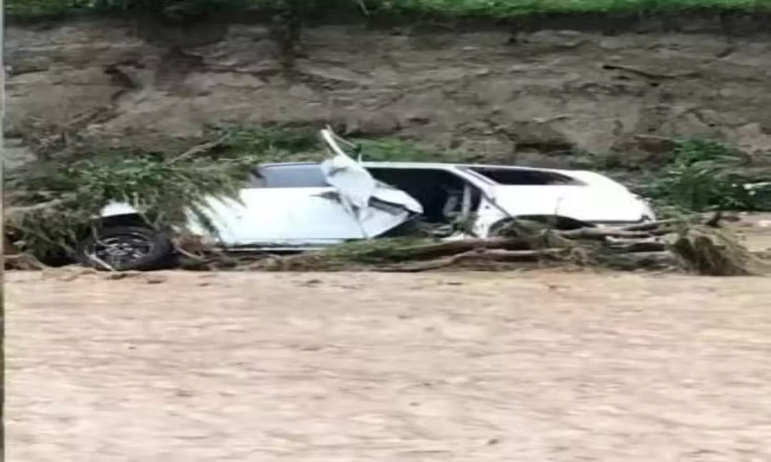 himachal flood