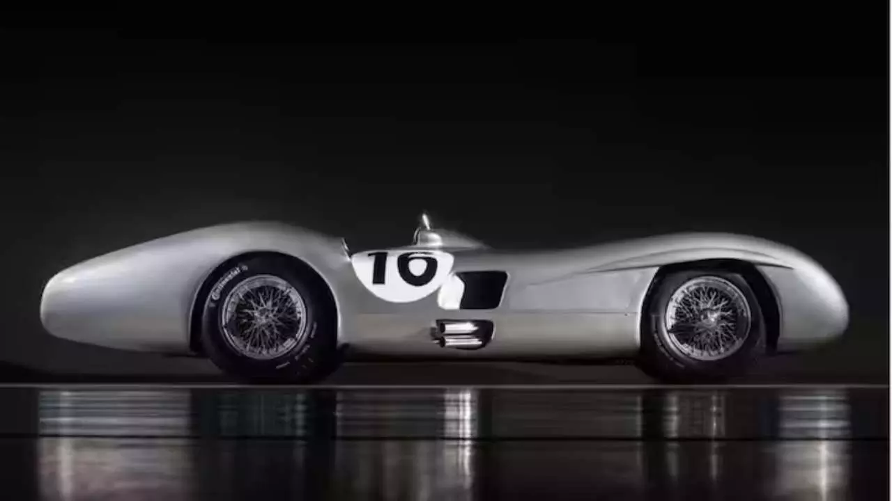 Mercedes Benz Streamliner Car