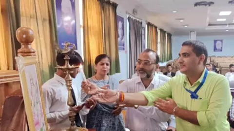 Meerut News ( Pic - Newstrack) Meerut News ( Pic - Newstrack)