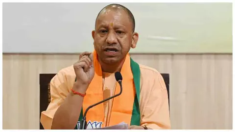69000 शिक्षक भर्ती मामला : सीएम योगी ने अभ्यर्थियों के लिए निकाला ये नया फार्मूला, नहीं जाएंगे सुप्रीम कोर्ट