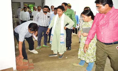 DM Durga Shakti Nagpal inspected the under construction Medical College, Transit Hostel