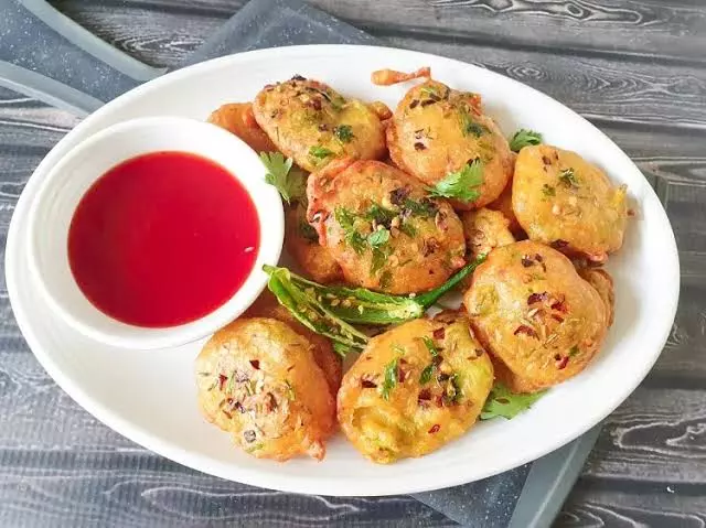 Lucknow Famous Pakode