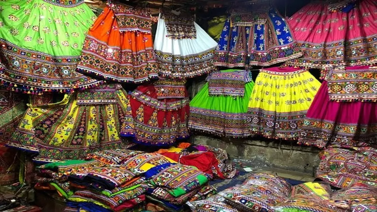 Famous Markets Of Vadodara