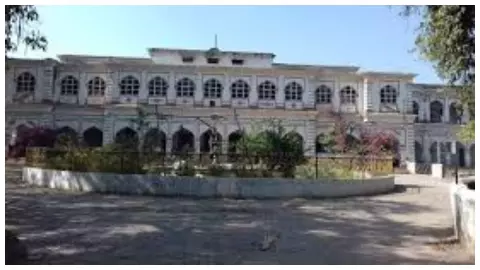 Lucknow News: डीएवी में एलएलबी की मेरिट सूची जारी, काउंसलिंग नौ से