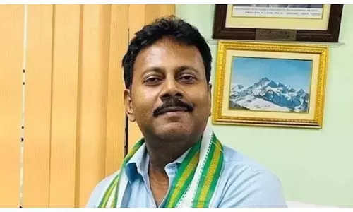 Kolkata Rape Case : हाईकोर्ट के इस आदेश को चुनौती देने पहुंचे पूर्व प्रिंसिपल संदीप घोष, जानिए क्या है मामला?