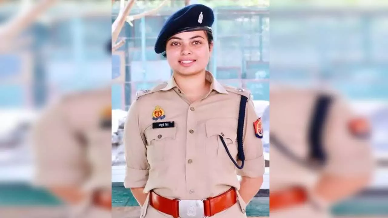 Daughter fulfilled her mothers dream by becoming a DSP, her father was murdered nine years ago