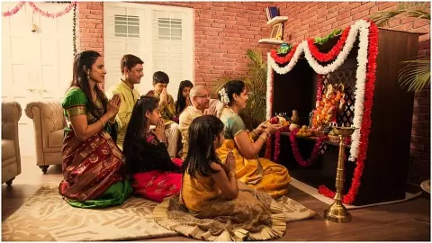 Family Relations Names In Sanskrit: संस्कृत में माता-पिता, भाई-बहन को क्या कहते हैं, यहां जानें जवाब? Family Relations Names In Sanskrit: संस्कृत में माता-पिता, भाई-बहन को क्या कहते हैं, यहां जानें जवाब?