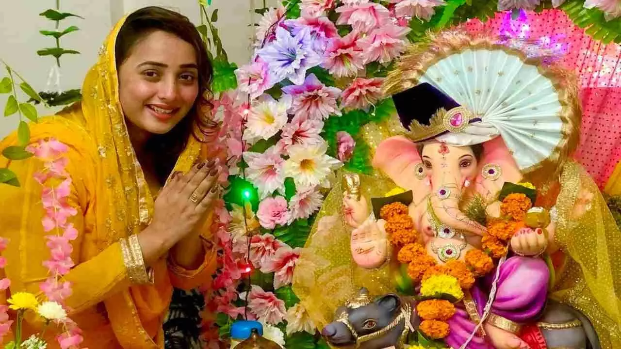 Rani Chatterjee Ganpati Celebration