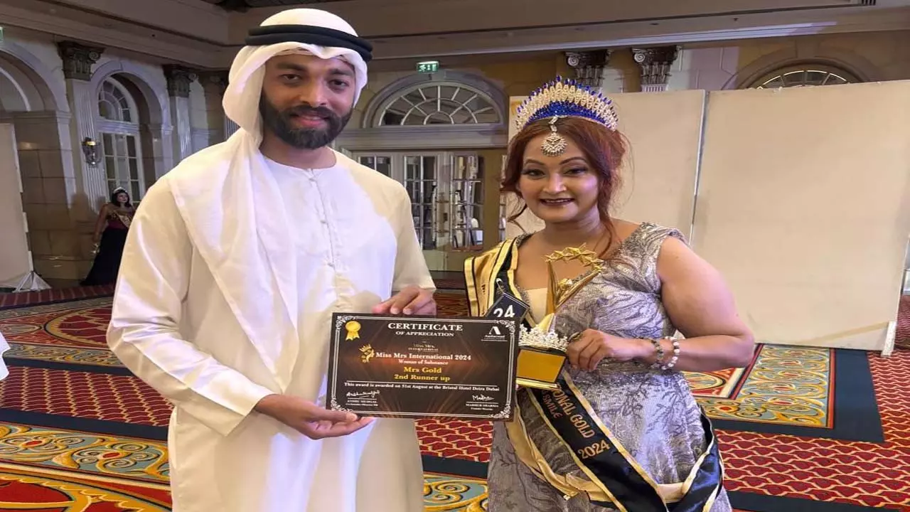 Mousami Chatterjee won the title of Miss and Mrs. International Women of Substance competition