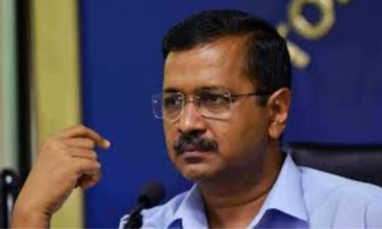 Delhi News: बर्खास्त हो सकती है केजरीवाल सरकार? द्रौपदी मुर्मू ने गृह मंत्रालय को भेजी चिट्ठी