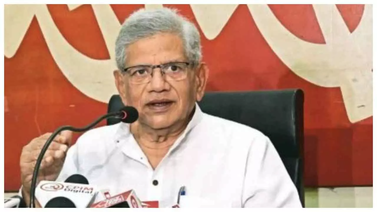 Sitaram Yechury Death : वामपंथी राजनीति का बड़ा चेहरा थे येचुरी, छात्र जीवन से ही सियासी मैदान में निभाई सक्रिय भूमिका