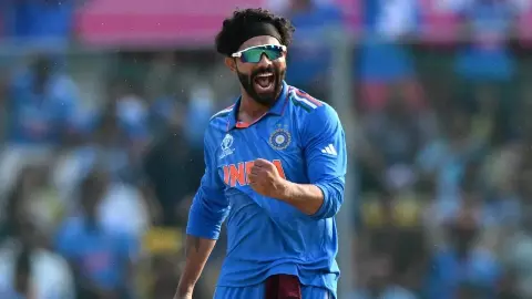 Ravindra Jadeja: लग्जरी कार नहीं ये है जडेजा की फेवरेट सवारी, इस शौक के बारे में क्या आप जानते हैं? Ravindra Jadeja: लग्जरी कार नहीं ये है जडेजा की फेवरेट सवारी, इस शौक के बारे में क्या आप जानते हैं?