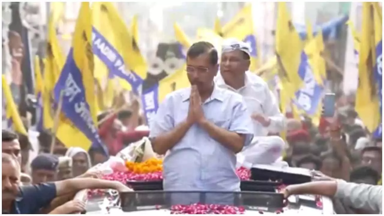 Arvind Kejriwal Road Show : हरियाणा में अरविंद केजरीवाल ने किया रोड शो, बोले - यदि मैं भ्रष्ट हूं तो वोट मत देना