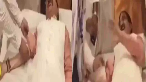 Moradabad News: रक्तदान देखकर भागे बीजेपी मेयर, कहा भैया बस फोटो खिंचाने आए थे Moradabad News: रक्तदान देखकर भागे बीजेपी मेयर, कहा भैया बस फोटो खिंचाने आए थे