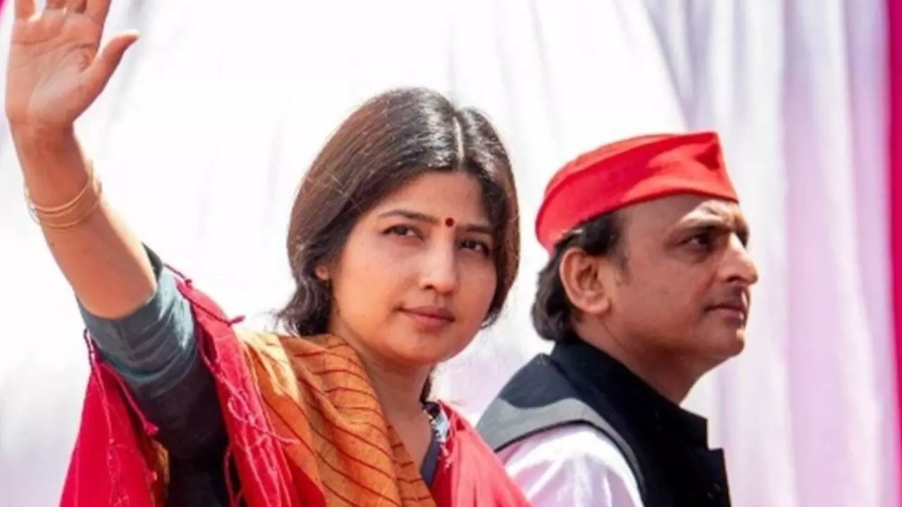 Dimple Yadav Father: इंडियन आर्मी में इस खास पद पर थे डिंपल यादव के पिता, जानें अखिलेश के ससुर के बारे में