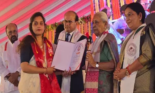 First convocation of Maharaja Suheldev State University, Governor gave gold medals to 83 meritorious students