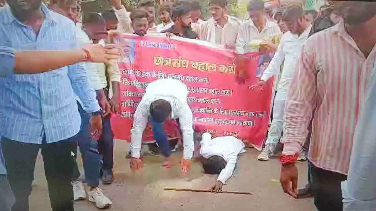 Students Dandavat Yatra