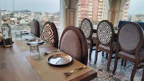 Lucknow Famous Place