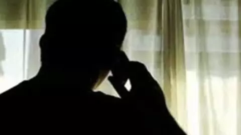 Varanasi News : एक थाने की पुलिस ने मुकदमा लिखा, दूसरे ने दिया ज्ञान Varanasi News : एक थाने की पुलिस ने मुकदमा लिखा, दूसरे ने दिया ज्ञान