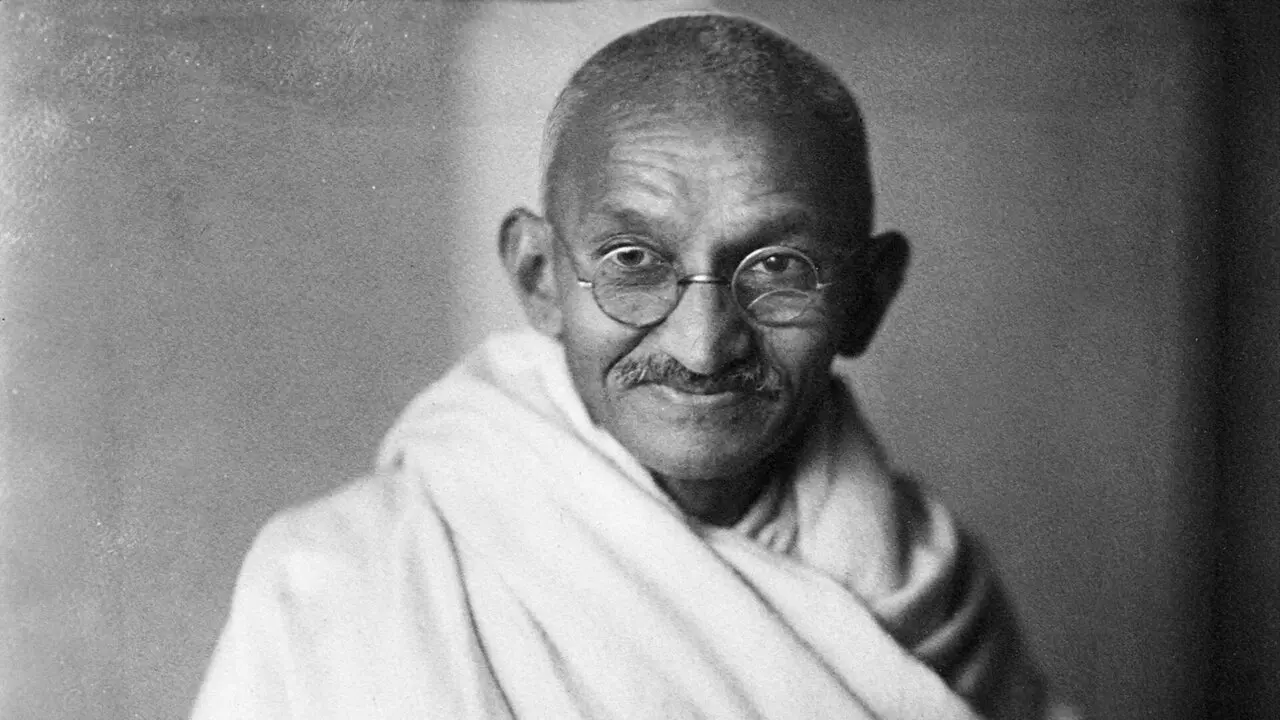 Gandhi Jayanti: ये है महात्मा गांधी का पूरा खानदान, जानें सभी सदस्यों की डिटेल