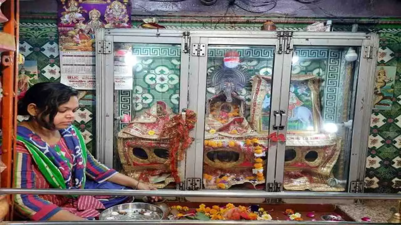 Lucknow Sheetla Mata Temple