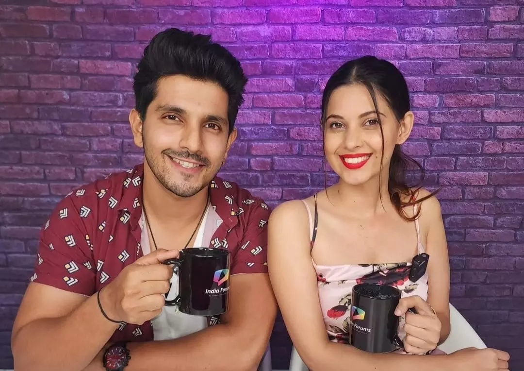 Alice Kaushik with Boyfriend