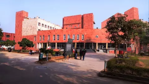 Jamia Milia Islamiya PHD Admission: जामिया मिलिया से पीएचडी कर बने प्रोफेसर, आज से शुरू हुए एडमिशन