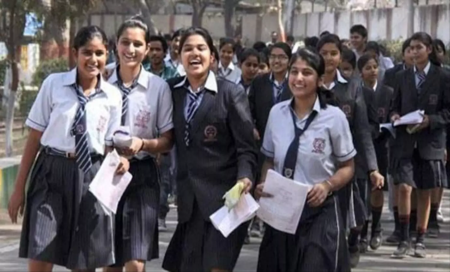 CBSE 2024 Notification : सीबीएसई ने  विद्यालयों को दिया जरूरी नोटिस, कहा 16 अक्टूबर तक 9 वीं एवं 11वीं छात्रों का 100% पंजीकरण हो पूरा