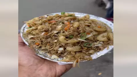 Lucknow Famous Street Food Lucknow Famous Street Food