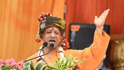 CM Yogis advice to Hindu society, said, if we stay united, we will remain safe