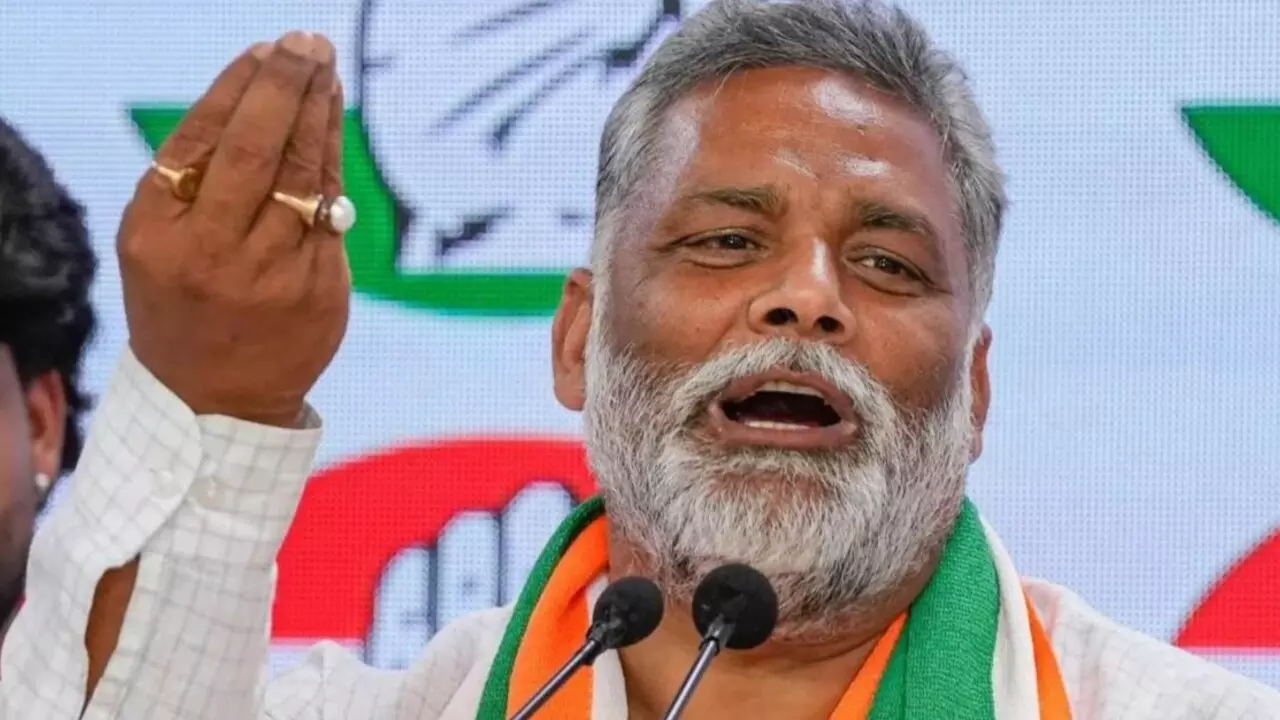 Pappu Yadav Lifestyle: लॉरेंस बिश्नोई को खुली चुनौती देने वाले पप्पू यादव कौन हैं, जानें घर से लेकर नेटवर्थ की जानकारी