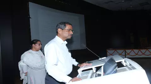Meerut News: वनस्पति विज्ञान पर अंतराष्ट्रीय संगोष्ठी का आयोजन, घुसपैठी प्रजाति के पादपों के  कारण होने वाली समस्याओं की दी गई जानकारी