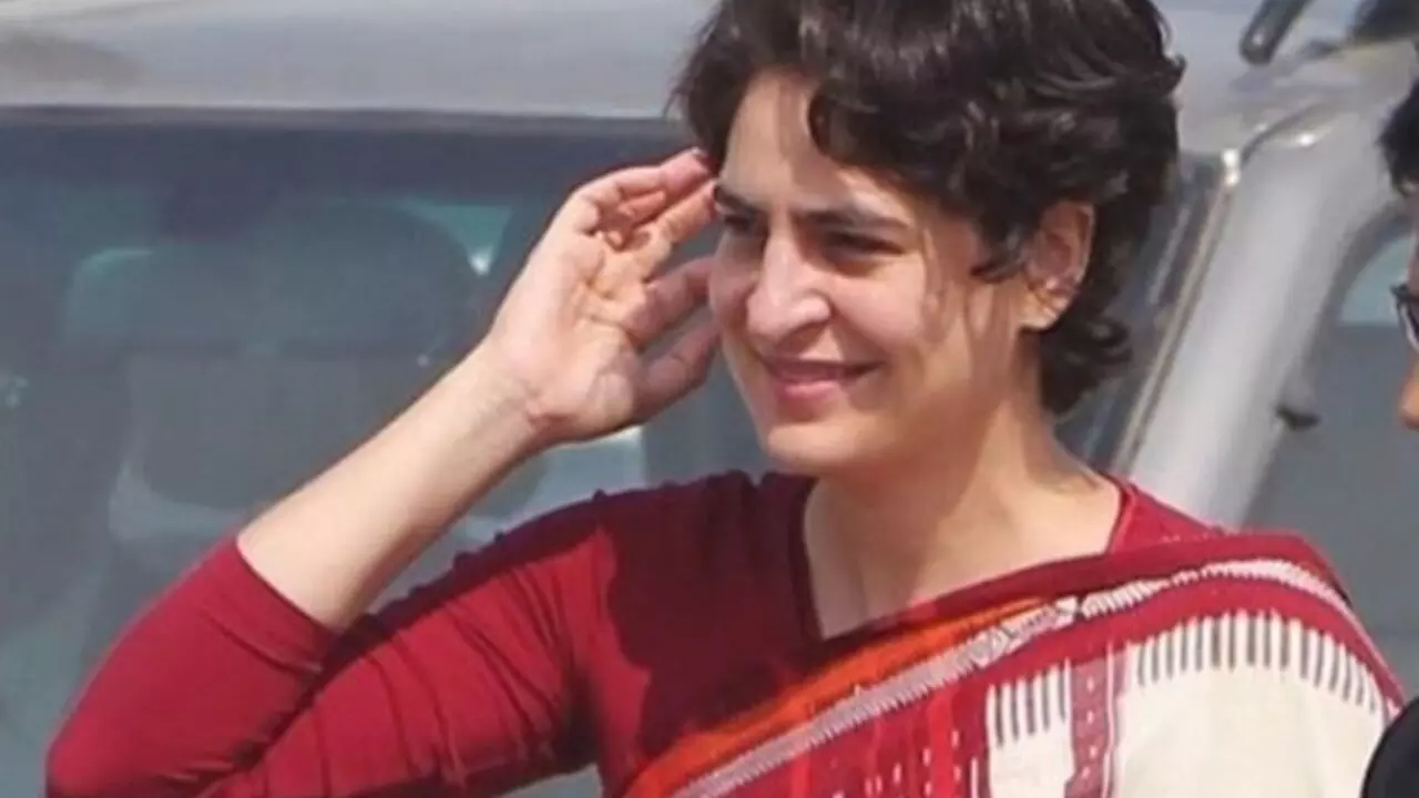 Priyanka Gandhi Car Collection: प्रियंका गांधी के पास हैं ये लग्जरी कारें, करोड़ों का है कलेक्शन