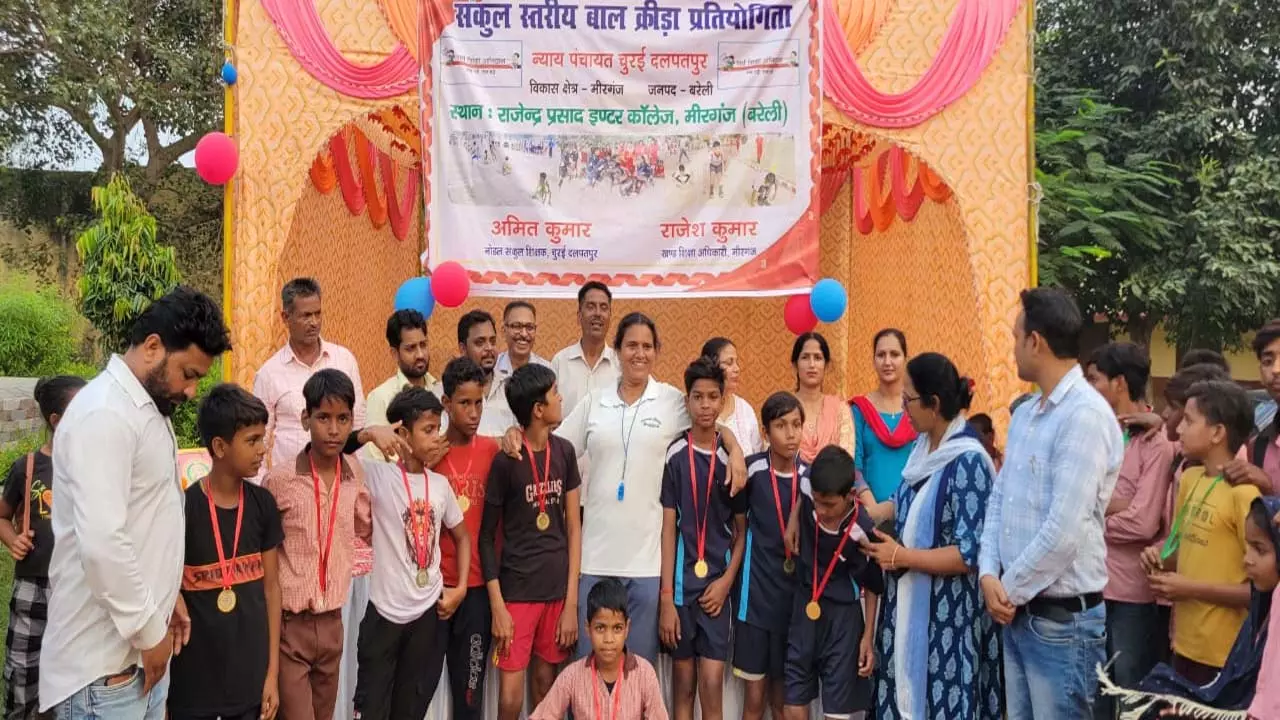 Students participated enthusiastically in cluster level games, faces lit up after getting medals