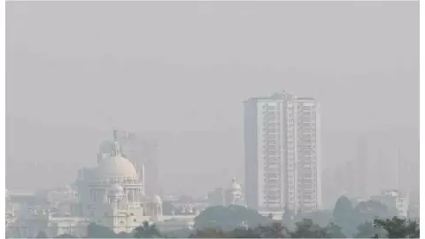 Lucknow News: रात के समय इन इलाकों में बरतें सावधानी, हवा हो रही जहरीली