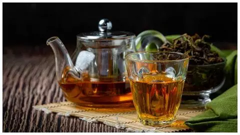 Herbal Tea For Cold And Cough: बदलते मौसम से हो गया है खांसी-जुकाम, तो ये 4 हर्बल टी दिलाएंगे राहत