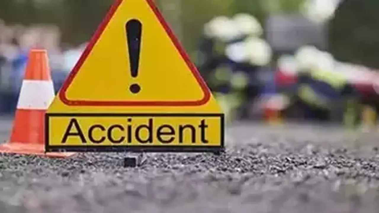 Three killed and three injured in road accidents