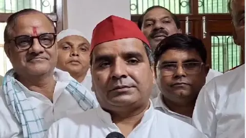 Sambhal News: सपा सांसद का मुख्यमंत्री पर हमला, बोले पीडीए एकजुट नहीं बंटेगा Sambhal News: सपा सांसद का मुख्यमंत्री पर हमला, बोले पीडीए एकजुट नहीं बंटेगा