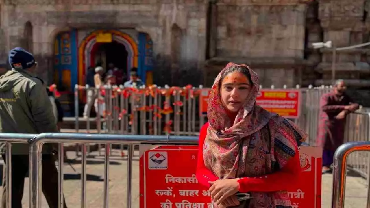 Sara Ali Khan At Kedarnath Temple