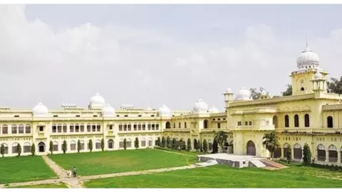 Lucknow University: मिड टर्म की मनाही के बाद भी कराई जा रही परीक्षाएं, कई संकायों ने जारी किया कार्यक्रम Lucknow University: मिड टर्म की मनाही के बाद भी कराई जा रही परीक्षाएं, कई संकायों ने जारी किया कार्यक्रम