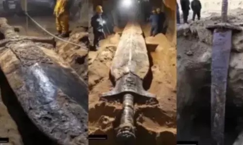 Mil Gai Kumbhkaran Ki Talwar