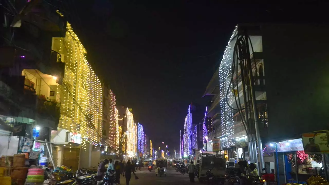 Markets bathed in Diwali lights in Gorakhpur