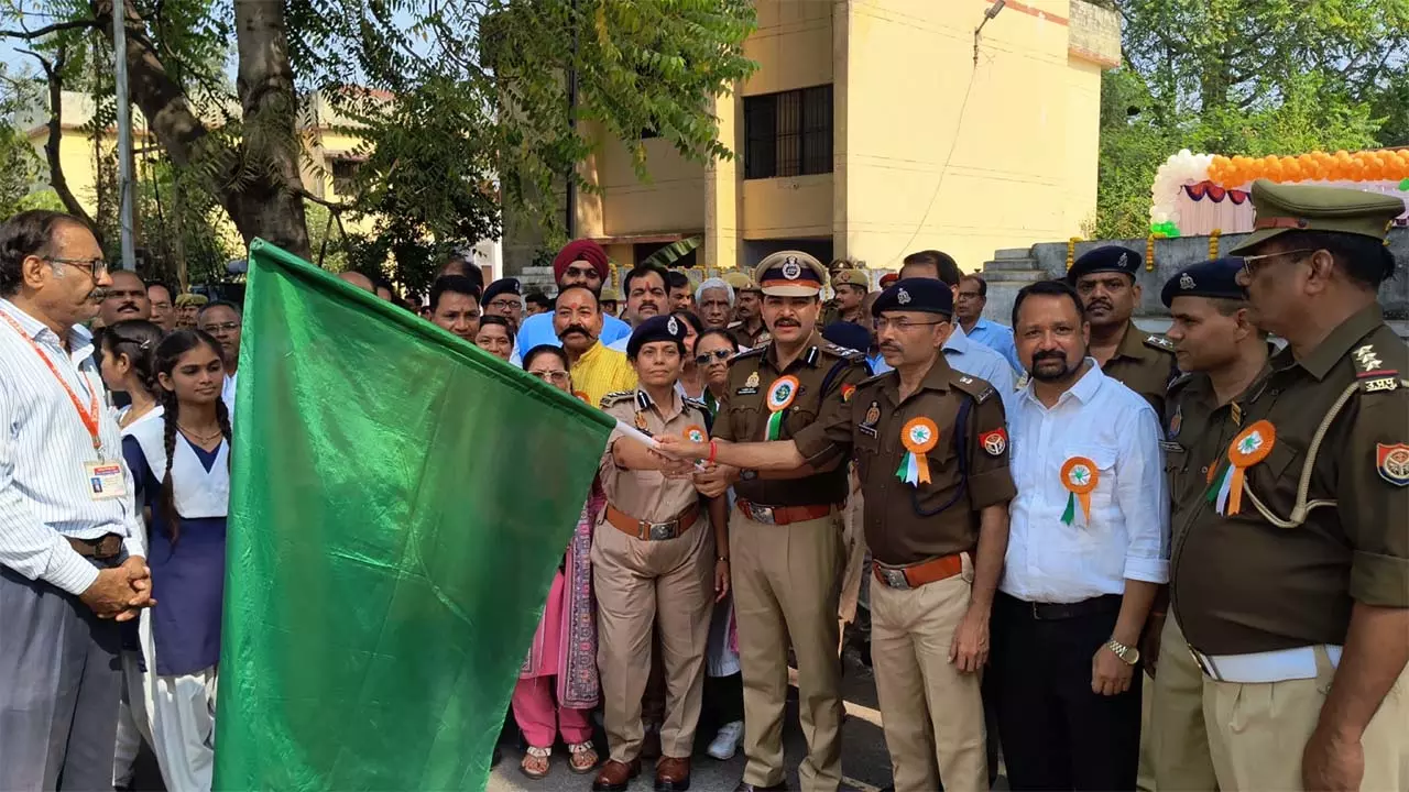 DIG flagged off Traffic Awareness Month November-2024