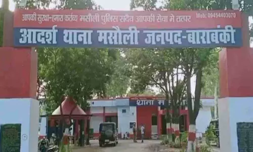 Barabanki News: ई-रिक्शा चालक से तीन युवकों ने की लूटपाट, पुलिस द्वारा नहीं हुई कोई करवाई