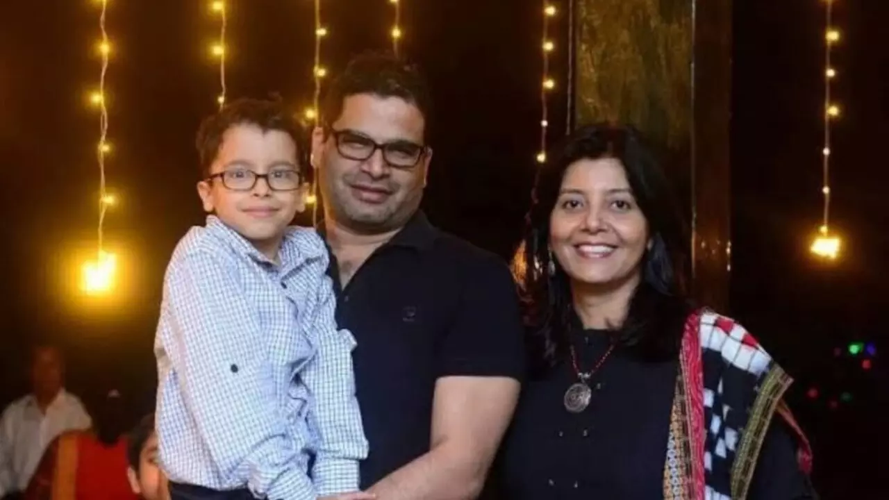 Prashant Kishor Wife: बेहद दिलचस्प है प्रशांत किशोर की लव स्टोरी, ऐसे हुई थी पत्नी से पहली मुलाकात