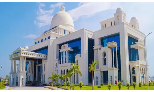 AKTU: बीफार्मा में प्रवेश के लिए आखिरी मौका कल, जानें कैसे कराएं पंजीकरण