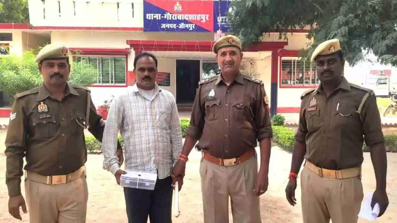 Jaunpur News: अनुराग हत्याकांड के सभी छह अभियुक्त गए जेल, पुलिस की भूमिका पर उठ रहे सवाल