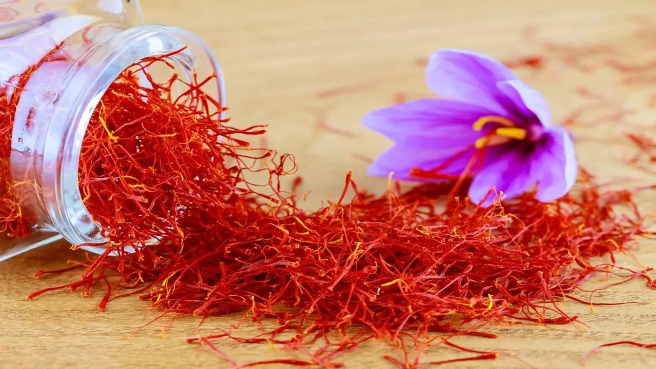 Happiness, good fortune and beauty enhancement are hidden in the golden yellow threads A storehouse of taste, know how to use saffron