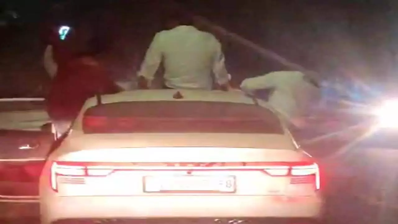 Video of stunting with car went viral, police arrested the youth